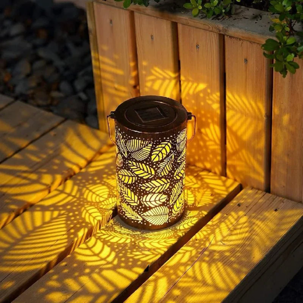 SylvaLeaf Solar-Wegeleuchte mit Blattmotiv, Gartenlicht