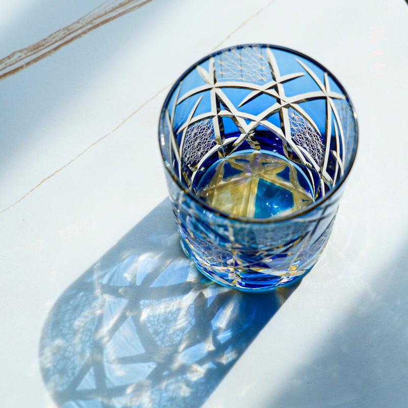Copo para whisky Edo Kiriko com grua e relâmpago — feito à mão, caixa de madeira