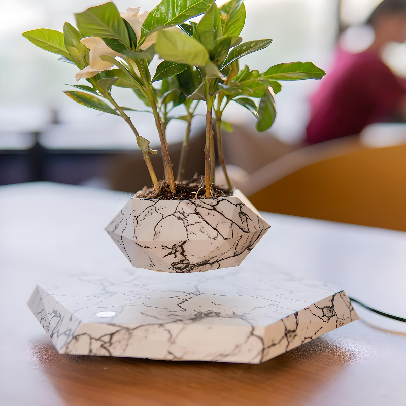 Η γλάστρα LeviPlantPot — Αιωρούμενη γλάστρα με μαγνητική αιώρηση
