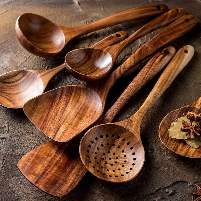 Set rustico di utensili da cucina in legno di teak Taavita, 7 pezzi