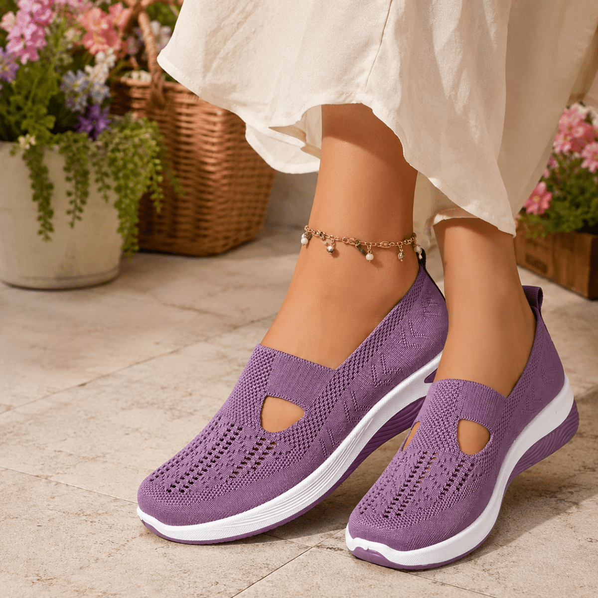 Women's Supportive Slippers — Breathable Upper, Gel-Padded Outsole, Cushioned Insole