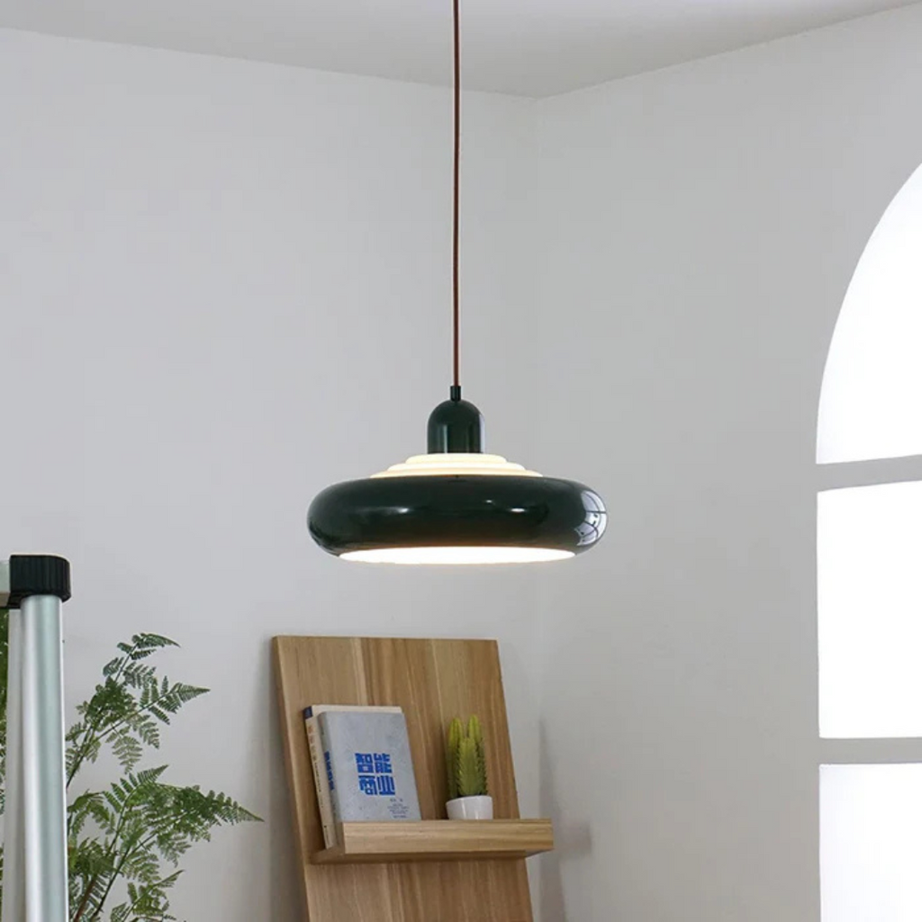 Astrae Pendelleuchte mit Esszimmer-Ambiente modernes Designerstück