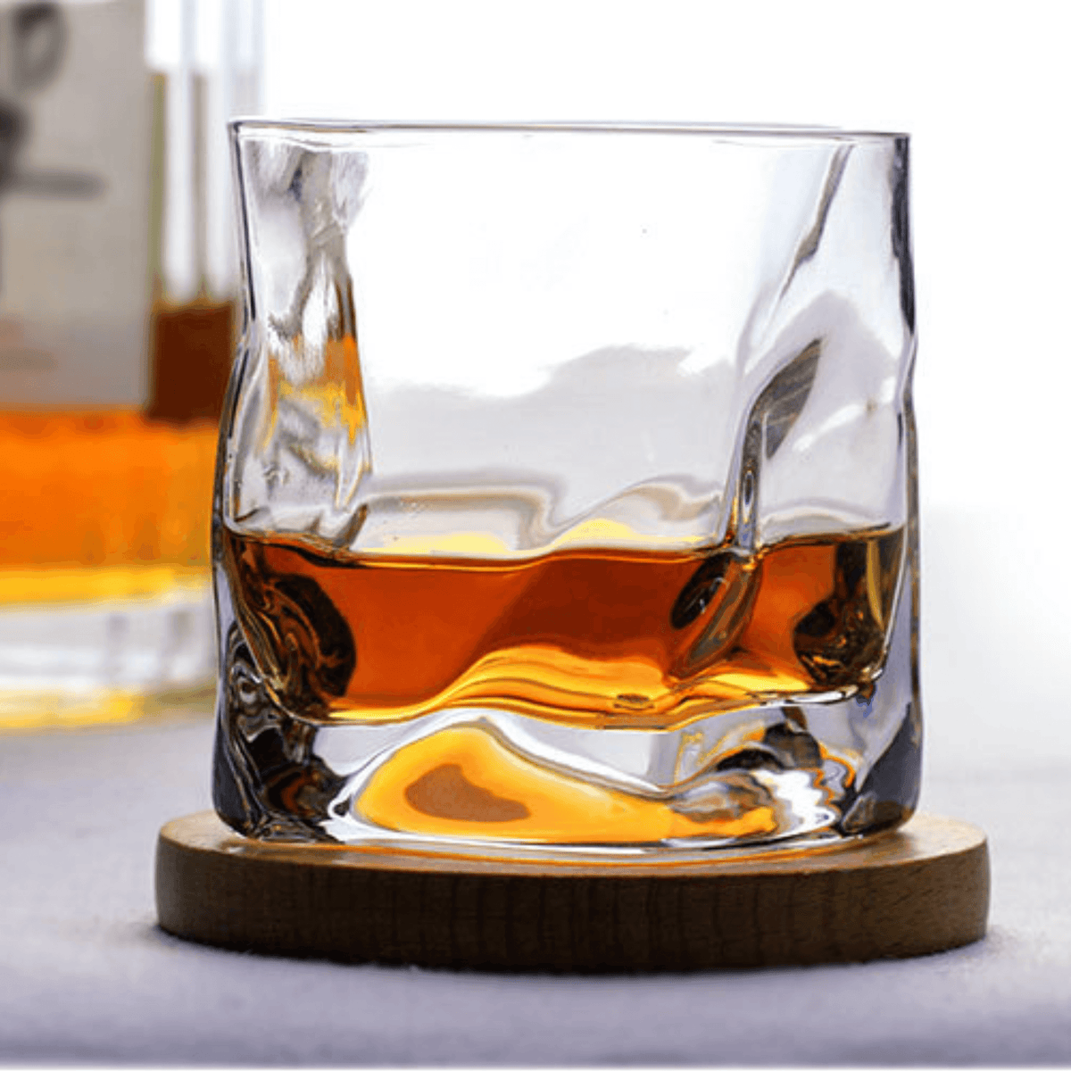 Kairo Glassworks Edo-Kiriko-Whiskyglas, handgeschliffen – Künstlerisches, zerknittertes Design