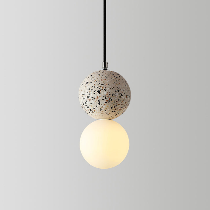 Suspensions LED en forme de globe Valentina — verre noir et blanc