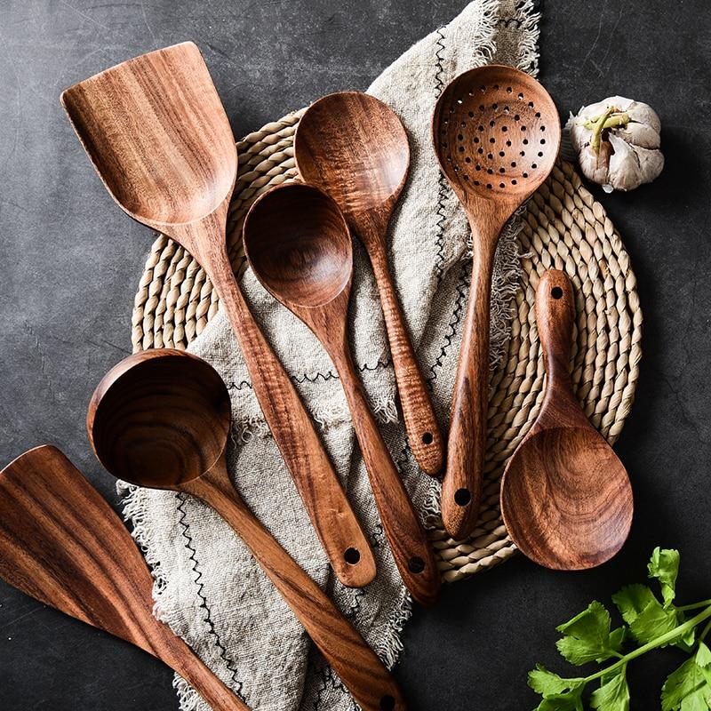 Set rustico di utensili da cucina in legno di teak Taavita, 7 pezzi