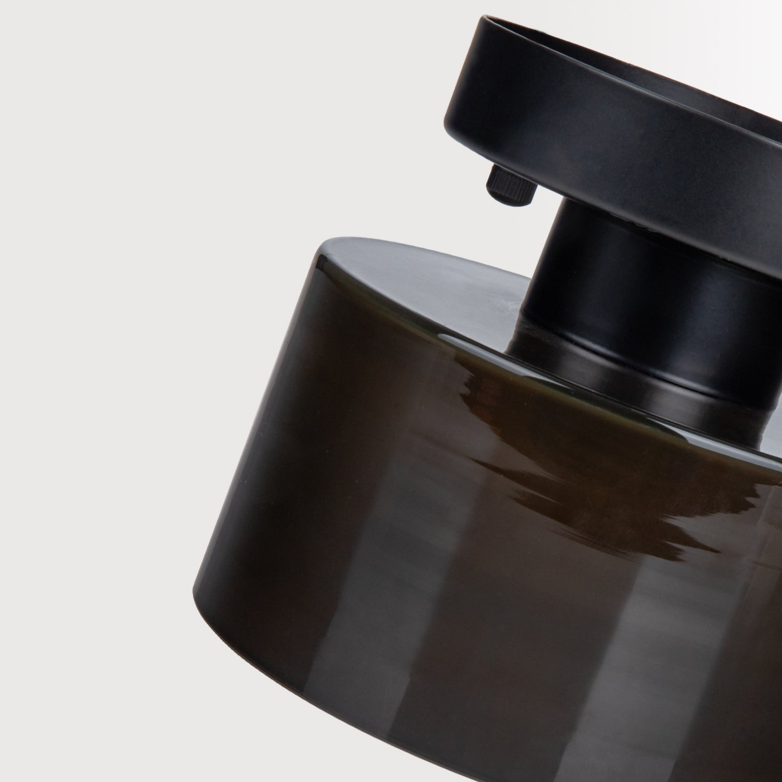 Retro Amber Glass Ceiling Light — E27/E26 Socket, Direct Mount, Cylindrical Shade