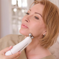 Dispositivo facial BeautyPulse 3 em 1 — Limpeza, massagem e terapia de luz