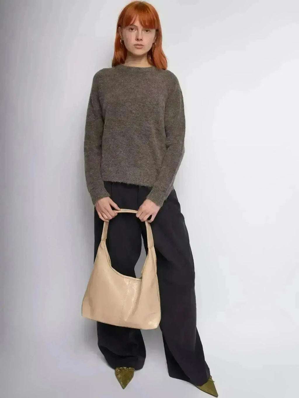 Saco de couro vintage envelhecido — inclui estojo de cosméticos