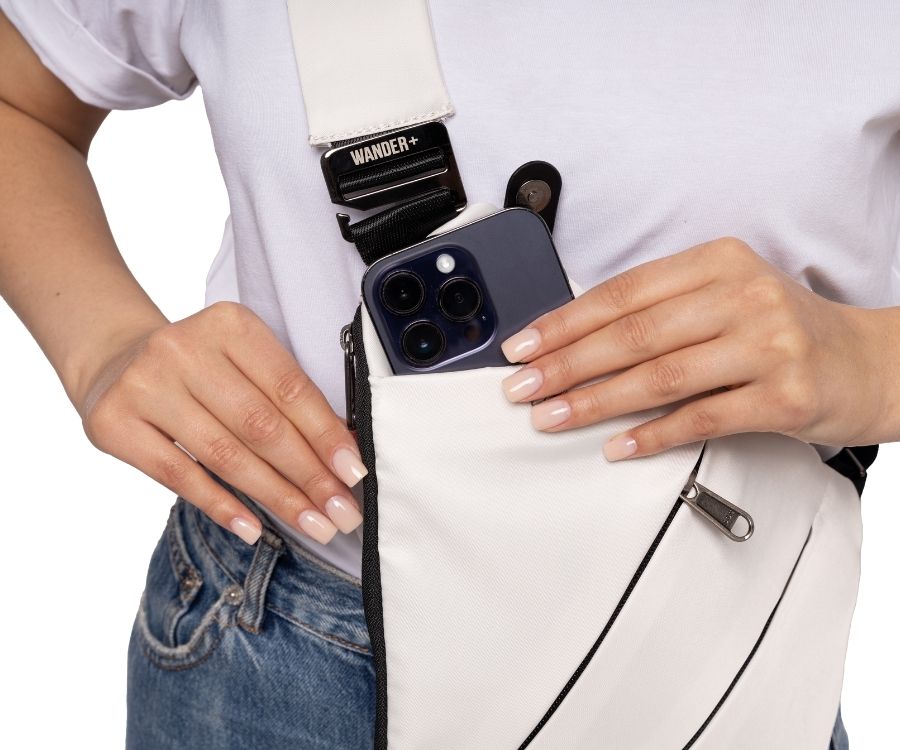 Anti-Theft Travel Bag — Concealed Zipper Design & Secure Front Pockets