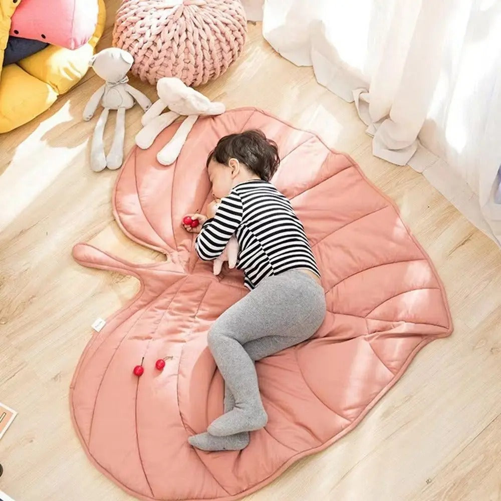 Alfombrilla refrescante con forma de hoja para perros — Diseño transpirable y lavable