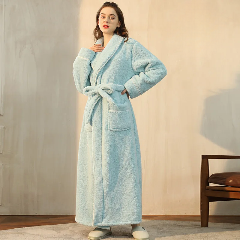 CozyFlannel Winterbademantel — Bindegürtel, Umlegekragen