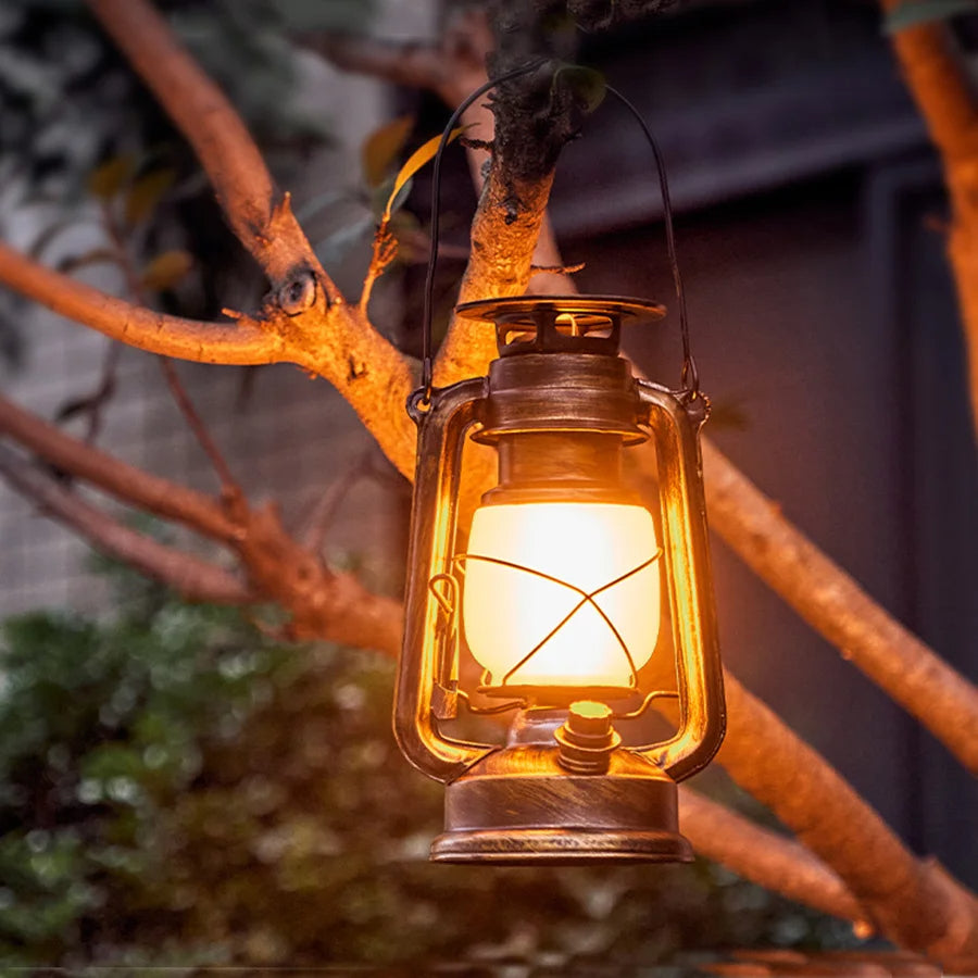 Lanterne vintage rustique à LED et au kérosène — Lampe portable à suspendre