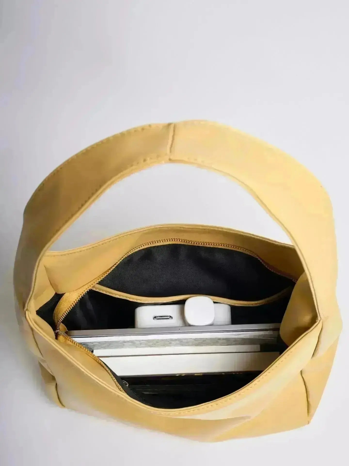 Timeless Bucket Shape Handbag — Structured Design, Spacious Interior