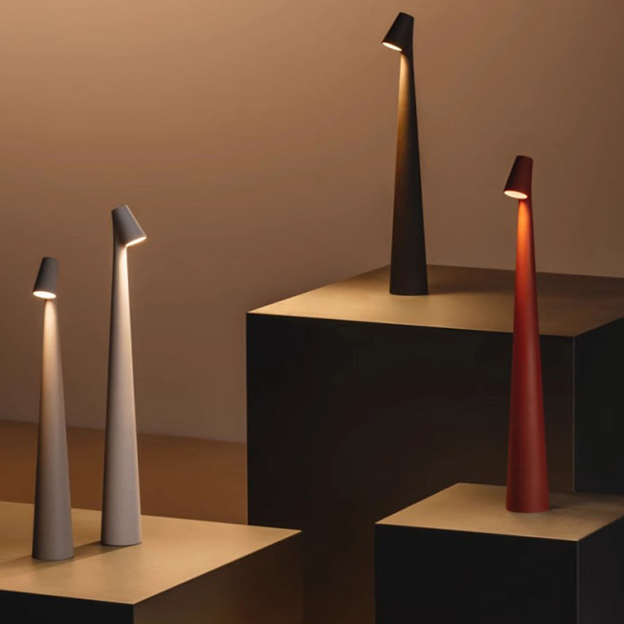 Nordisk minimalistisk trådløs bordlampe — myk stemningsbelysning