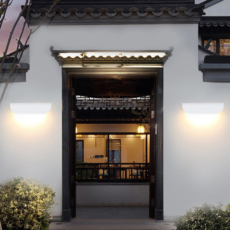 Caldera Exterior Wall Light With Curved Design And IP65 Rating