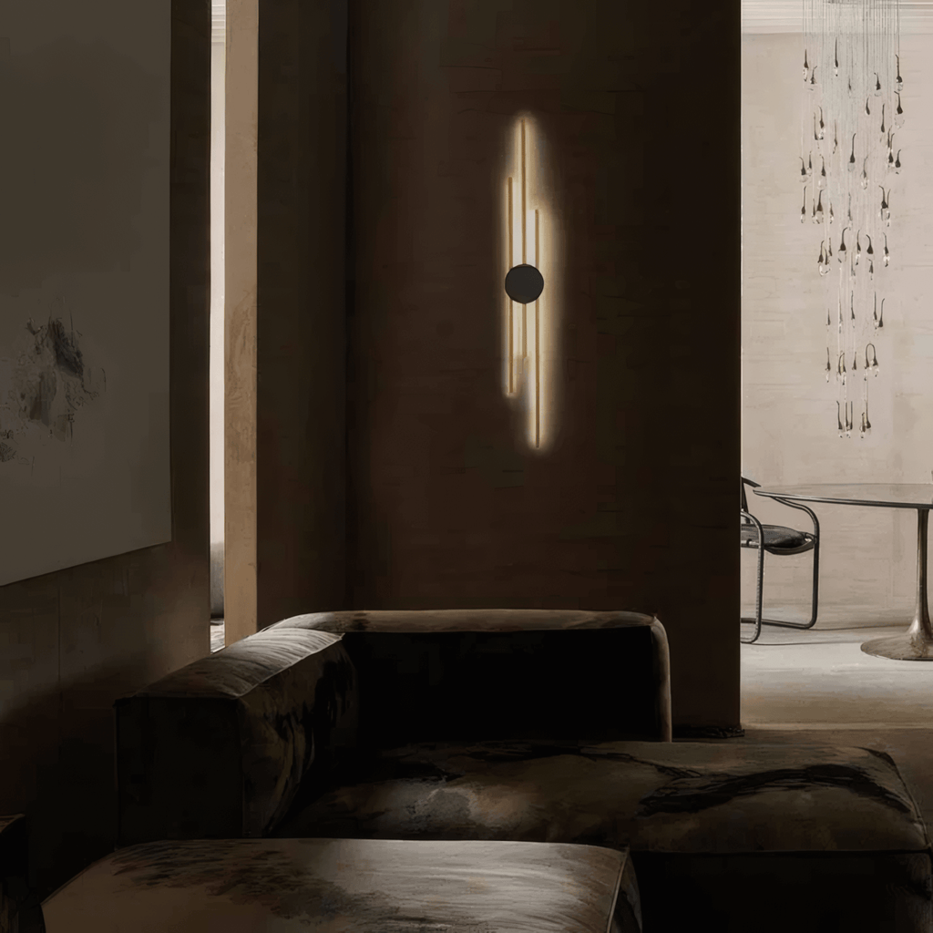 Modern Linear Wall Lamp - Black/Gold Metal for Living Room - Flindria