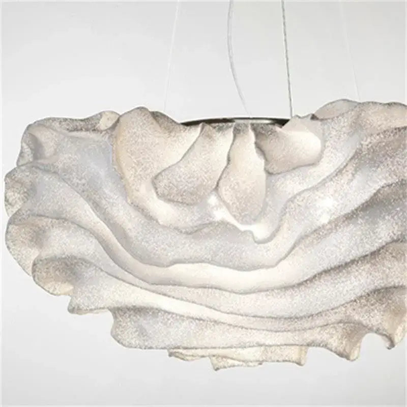 Art Deco Cloud-Shaped White Pendant Light – Metal Fixture for Living Room - Flindria