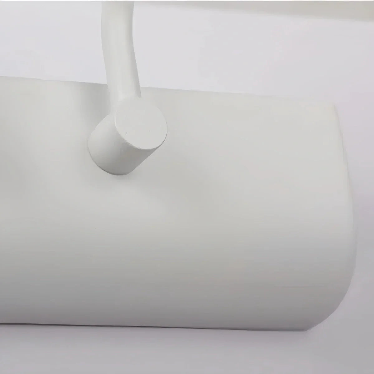 Luz de tocador moderna blanca - Diseño lineal rectangular de metal para baño - Flindria