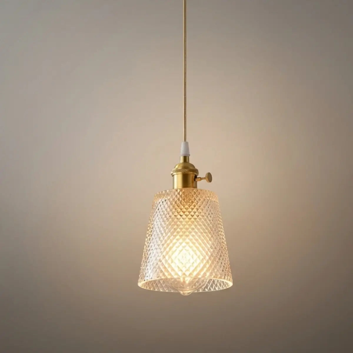 Art Deco Pendant Light – Clear Blown Glass with Brass Finish for Bedroom - Flindria