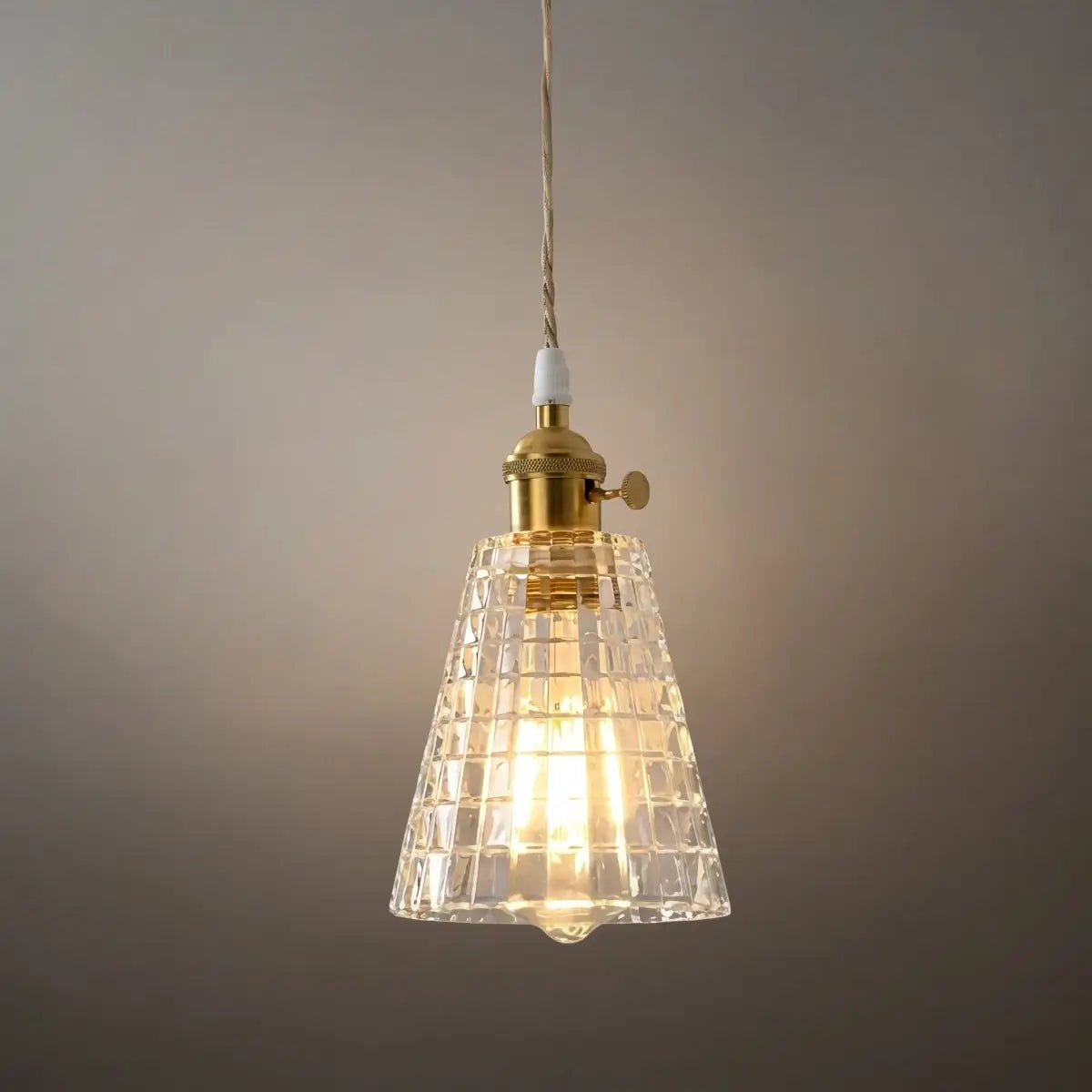Art Deco Pendant Light – Clear Blown Glass with Brass Finish for Bedroom - Flindria