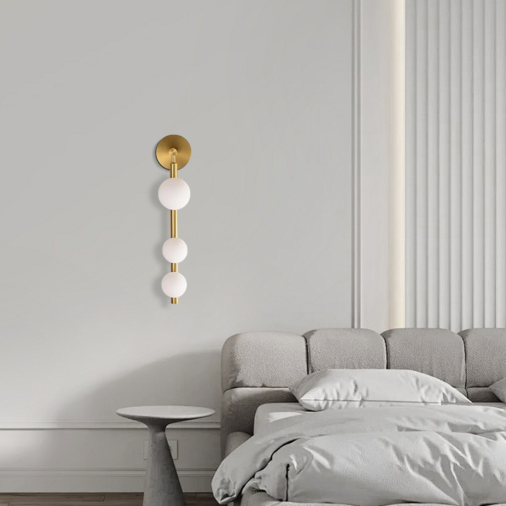 Modern Wall Light - Gold/Black Metal & Glass Globular Design for Living Room - Flindria