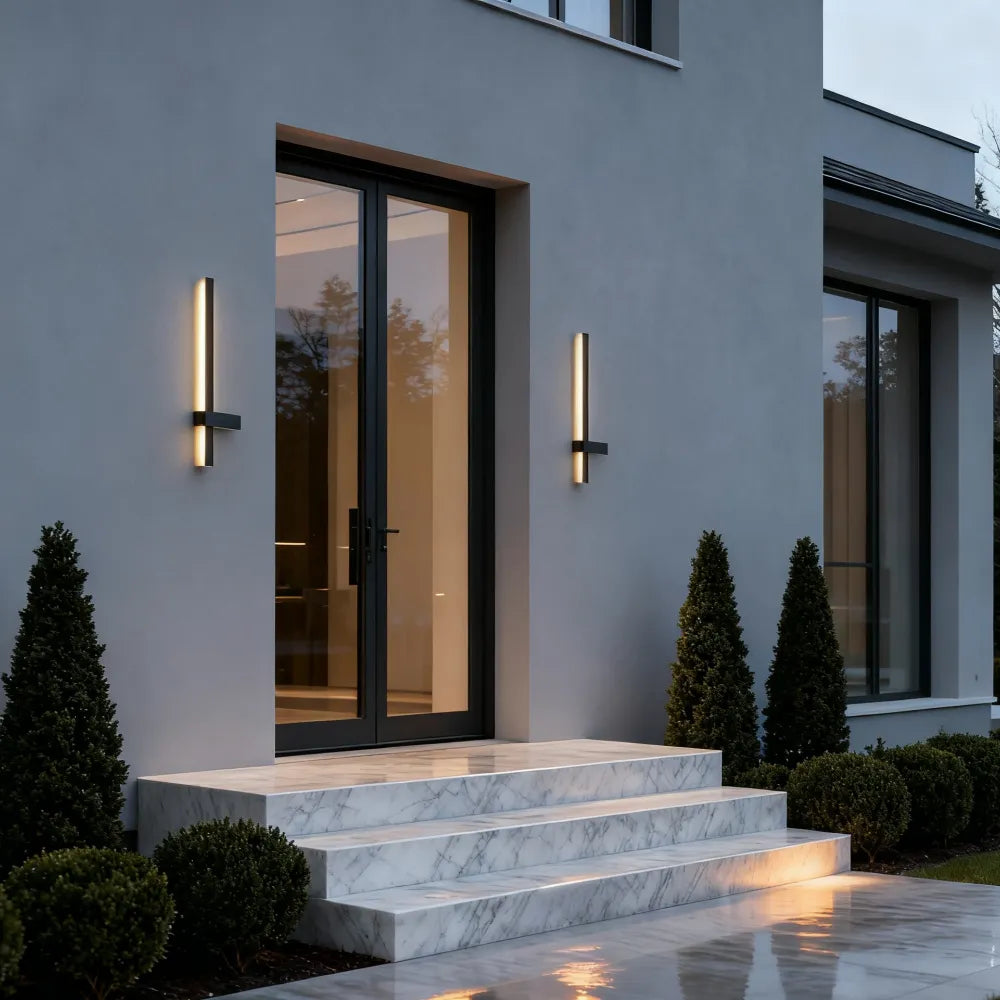 Modern Linear LED Wall Lamp – Black Solar & Sensor Light Outdoor - Flindria