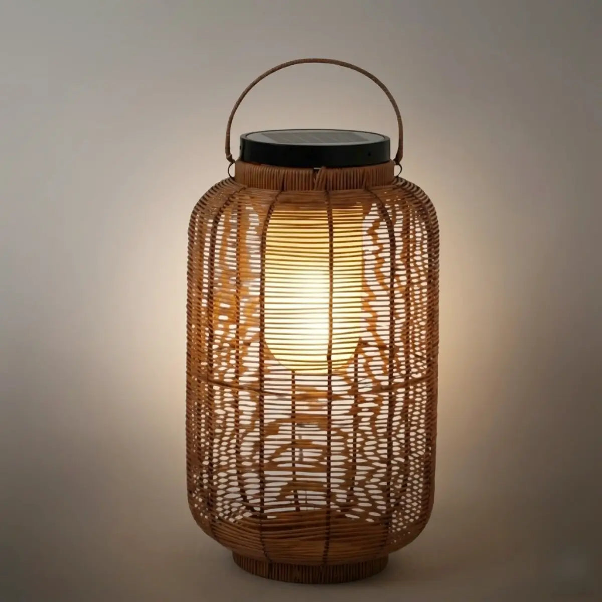Farmhouse Floor Lamp -Metal/Rattan Lantern in Natural Wood Color Garden - Flindria