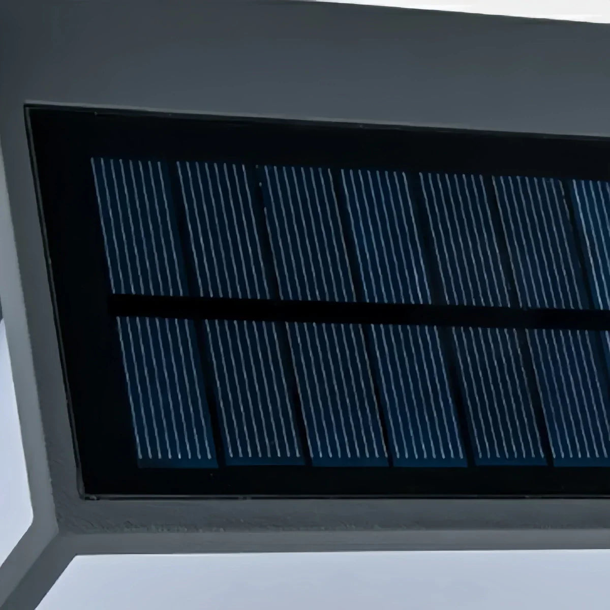 Modern Rectangular Outdoor Wall Sconce – Black Acrylic Solar Light with Sensor - Flindria