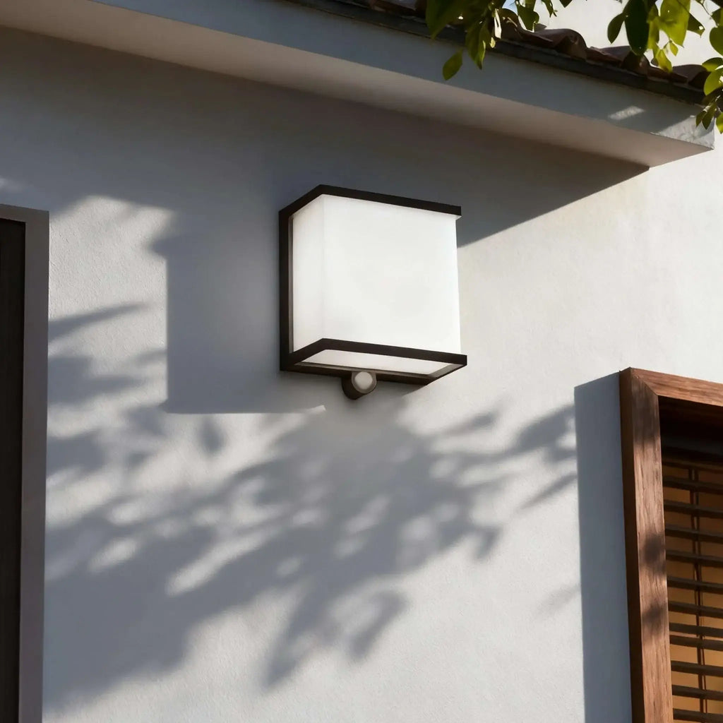 Modern Solar LED Outdoor Wall Lamp – Waterproof Sensor Light for Courtyard - Flindria
