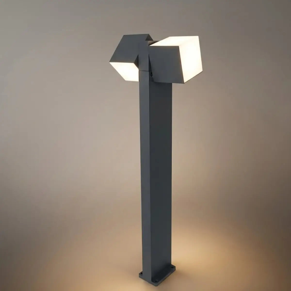 Lámpara minimalista geométrica para camino – Luz exterior de metal negro - Flindria