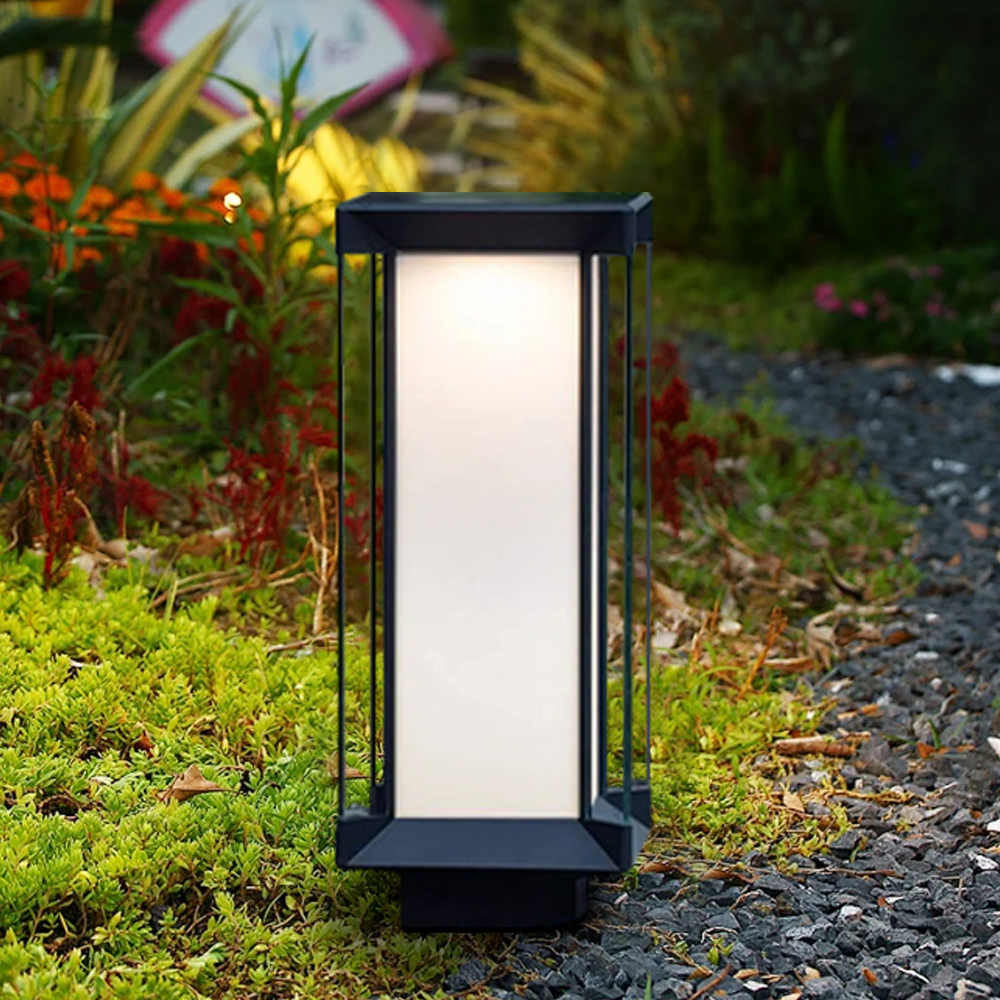 Modern Outdoor Floor Lamp - Black Cuboid Metal & Glass with RGB Lighting - Flindria