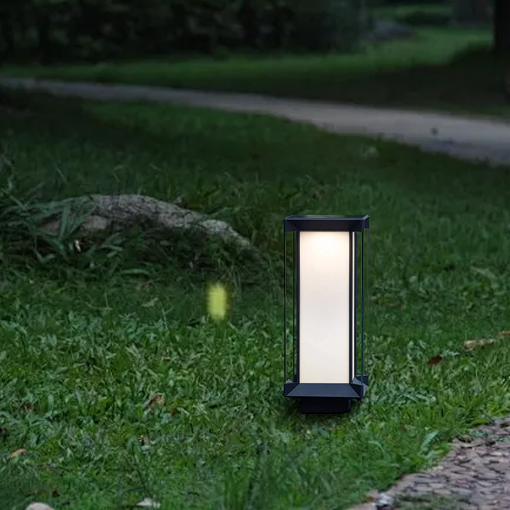 Modern Outdoor Floor Lamp - Black Cuboid Metal & Glass with RGB Lighting - Flindria