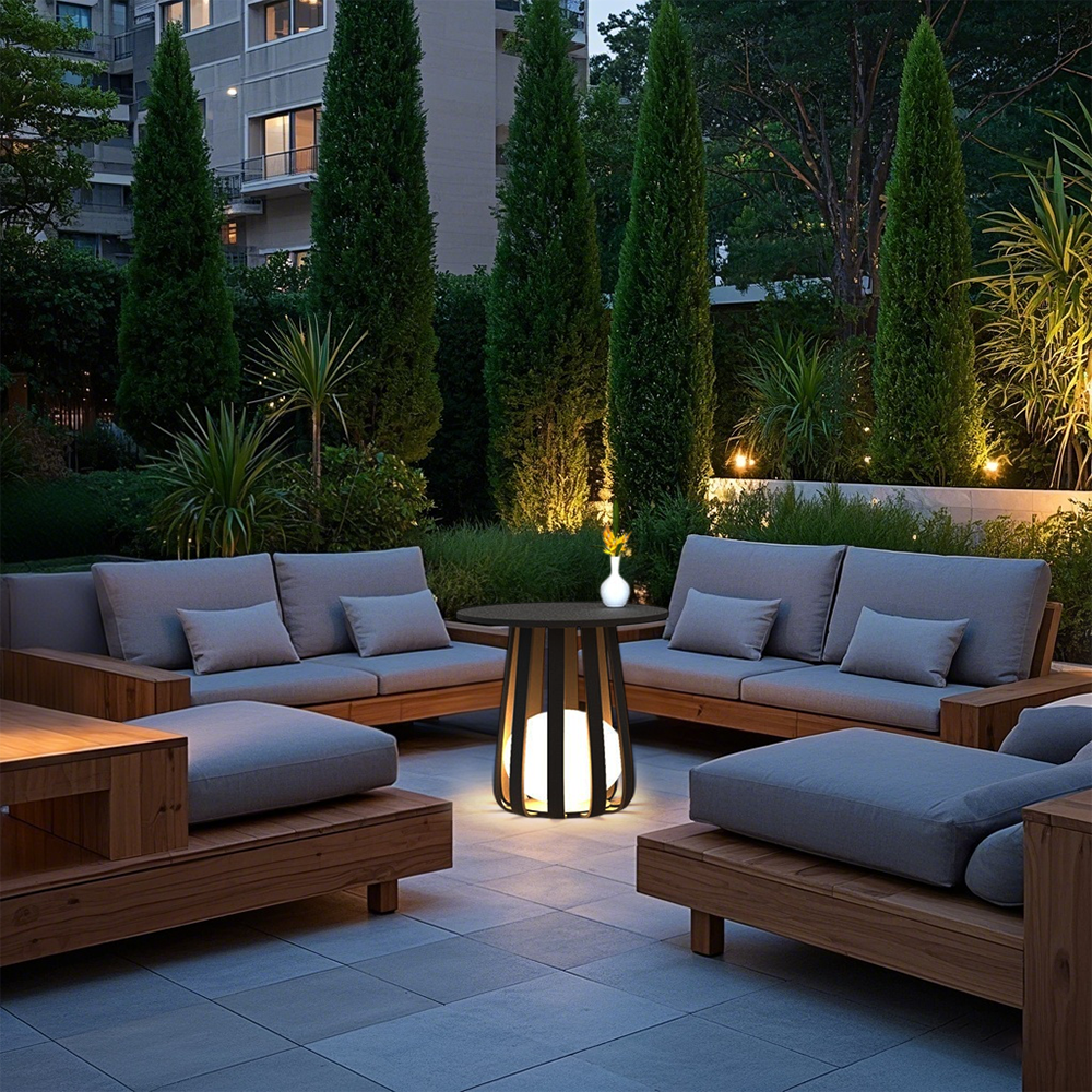 Lámpara solar moderna de suelo para exteriores - Negra resistente a la intemperie para patio/jardín - Flindria