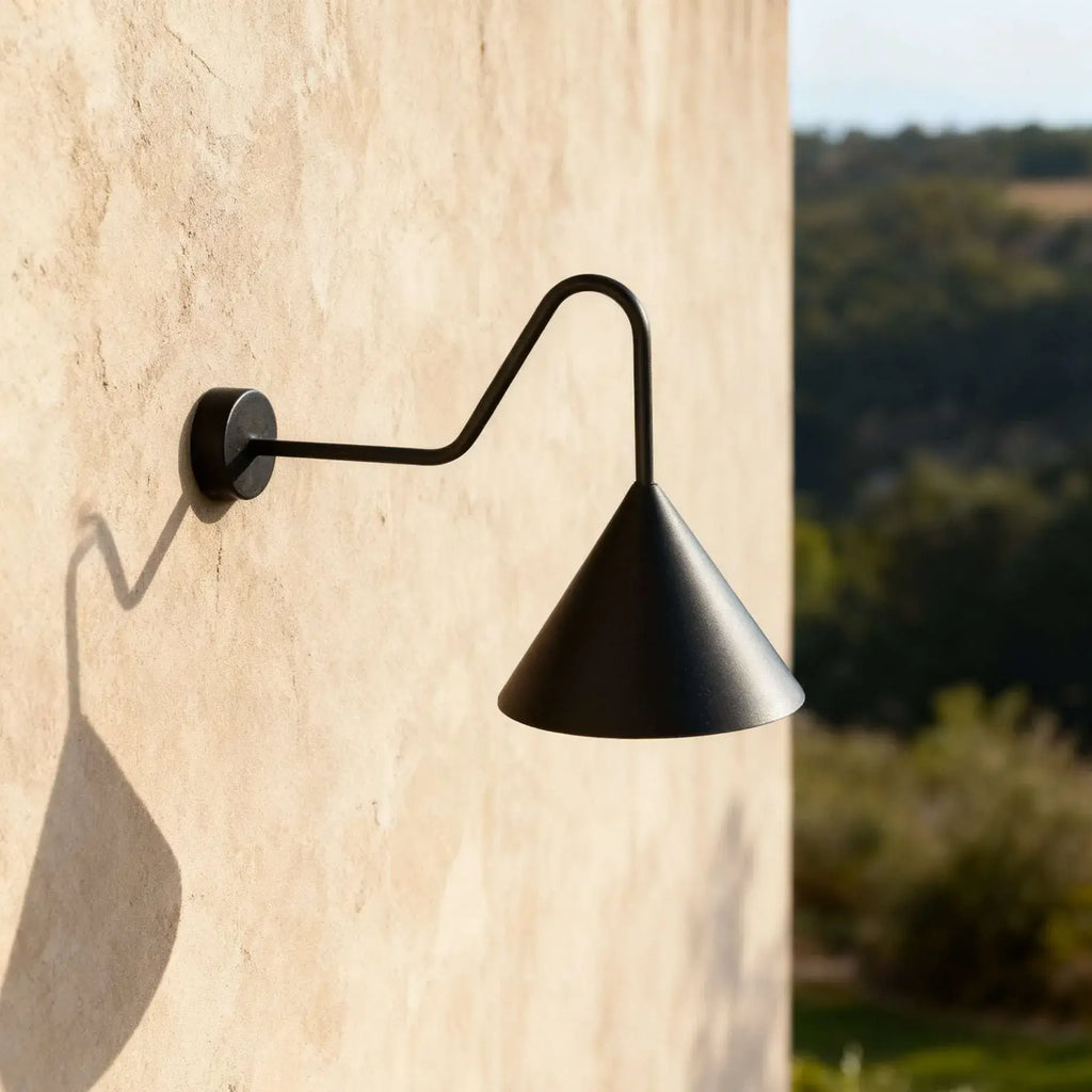 Lámpara de pared exterior cónica minimalista – Luz de metal negro para pared exterior - Flindria