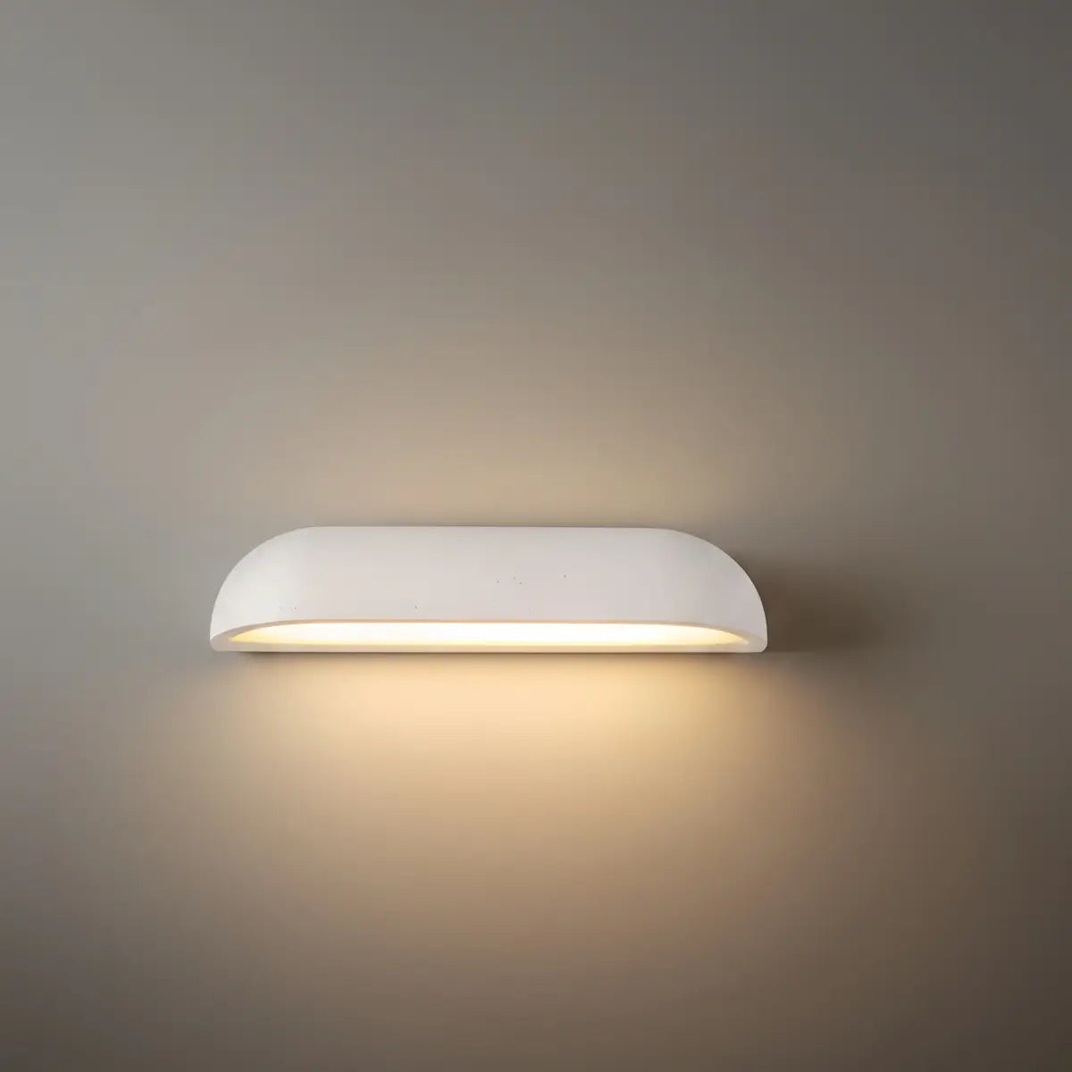 Modern Arched Outdoor Wall Lamp — Black/White Metal/Stone for Exterior - Flindria