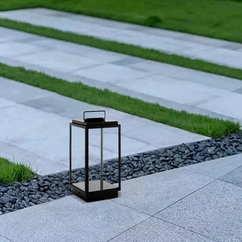Lámpara de pie industrial para exterior - Diseño rectangular de metal negro y vidrio para jardín - Flindria