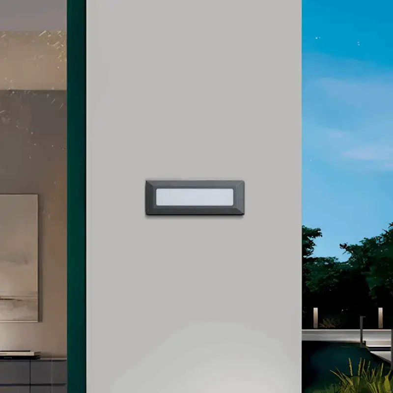 Minimalist Black LED Deck Step Light – Wall Light with Sensor for Stairs/Garden - Flindria