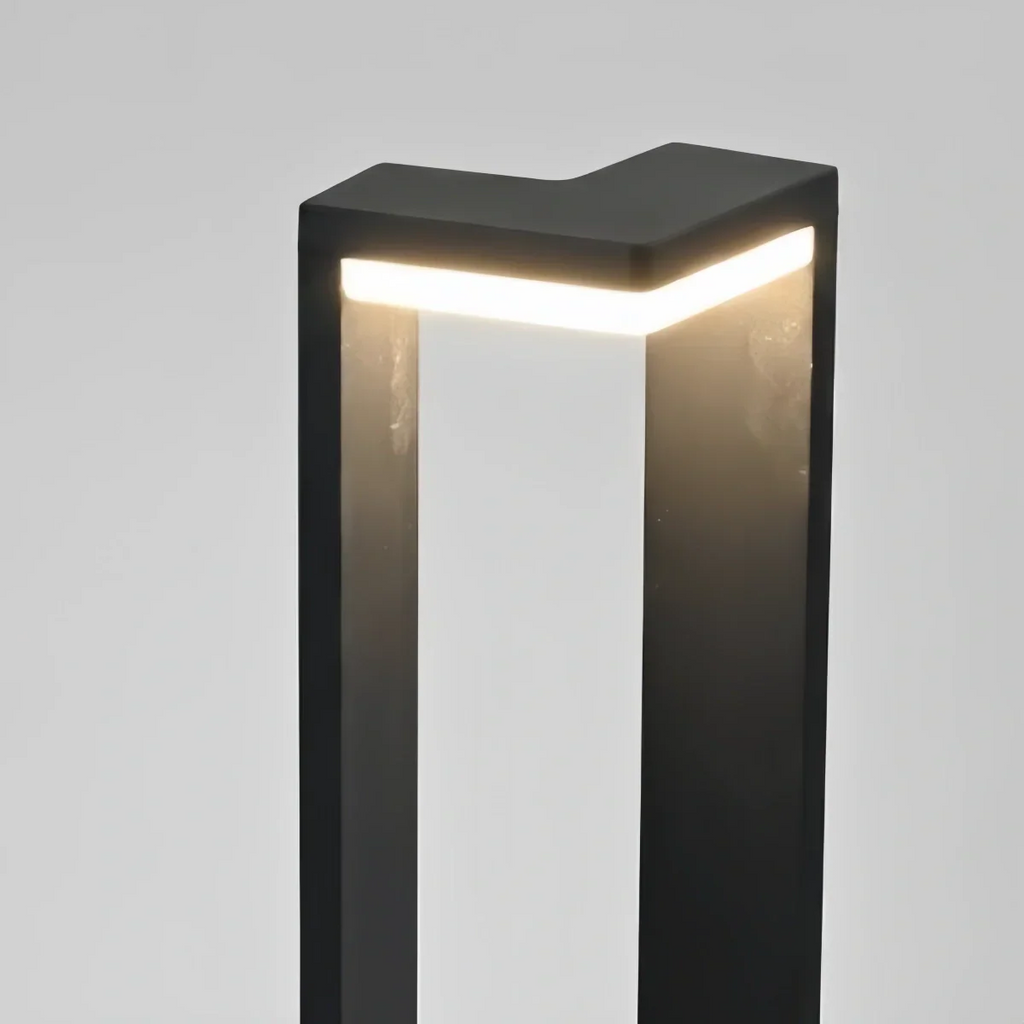 Luz minimalista para camino exterior en ángulo recto - Metal negro para patio - Flindria