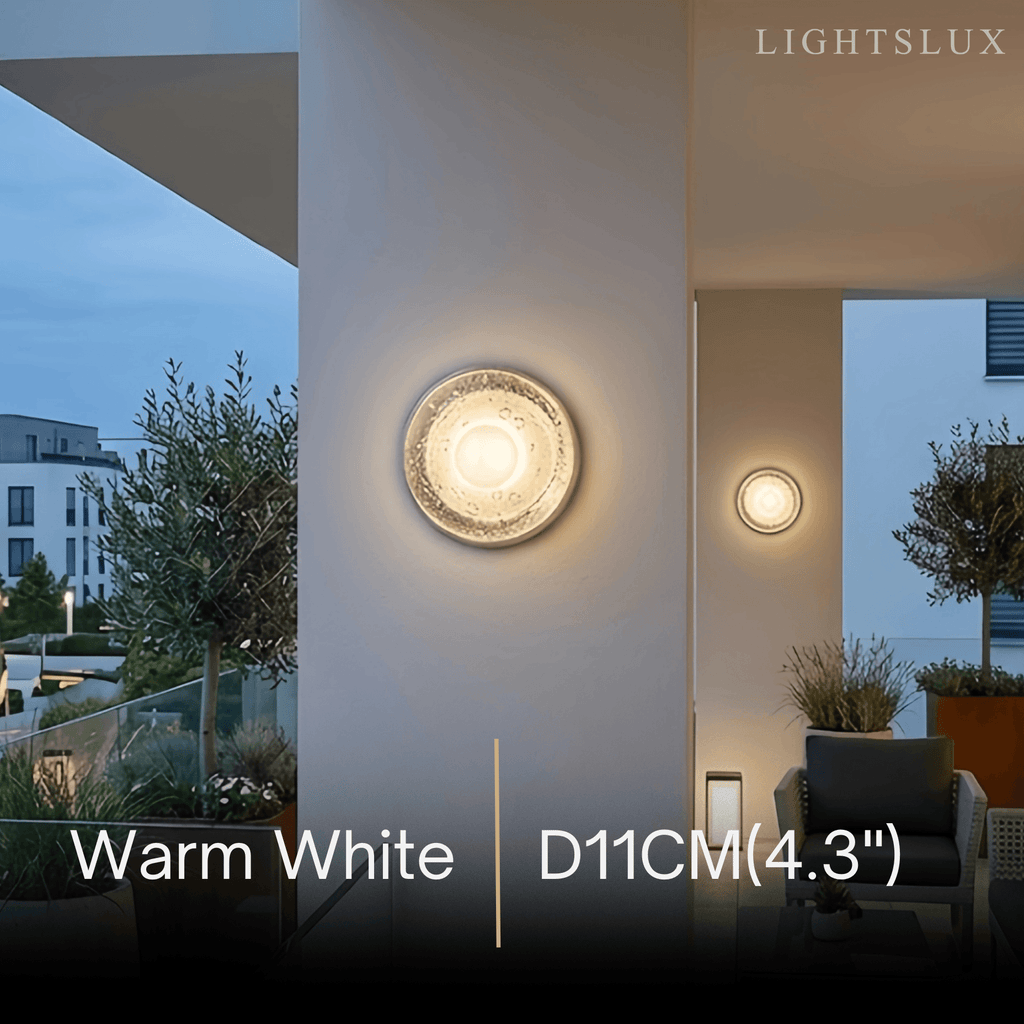 Modern Outdoor Wall Lamp - Clear Glass & Metal Round Design for Garden - Flindria