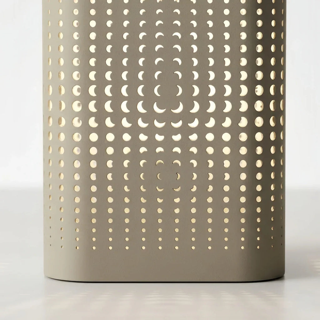 Modern Cylindrical Outdoor Floor Lamp - White Metal for Yard - Flindria