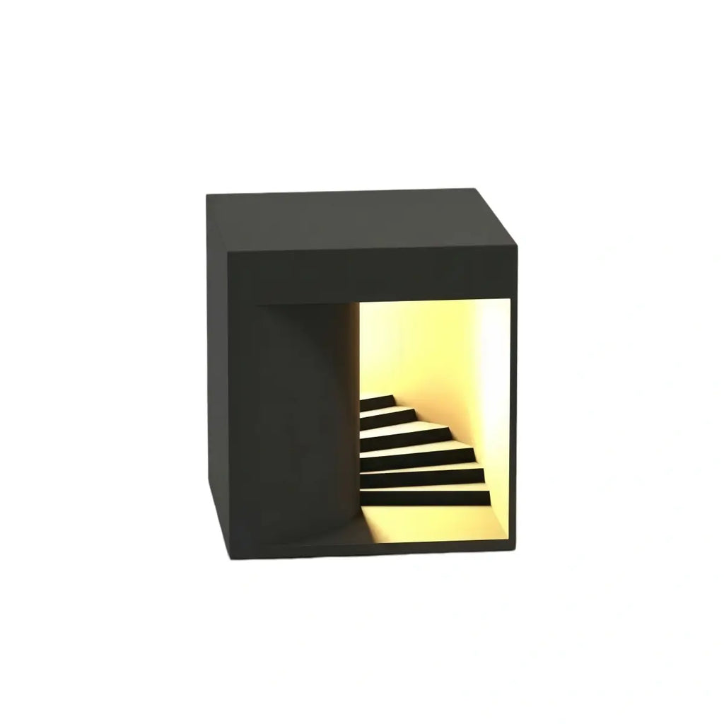 Modern Outdoor Floor Lamp - Black Metal Rectangular Design for Garden & Patio - Flindria