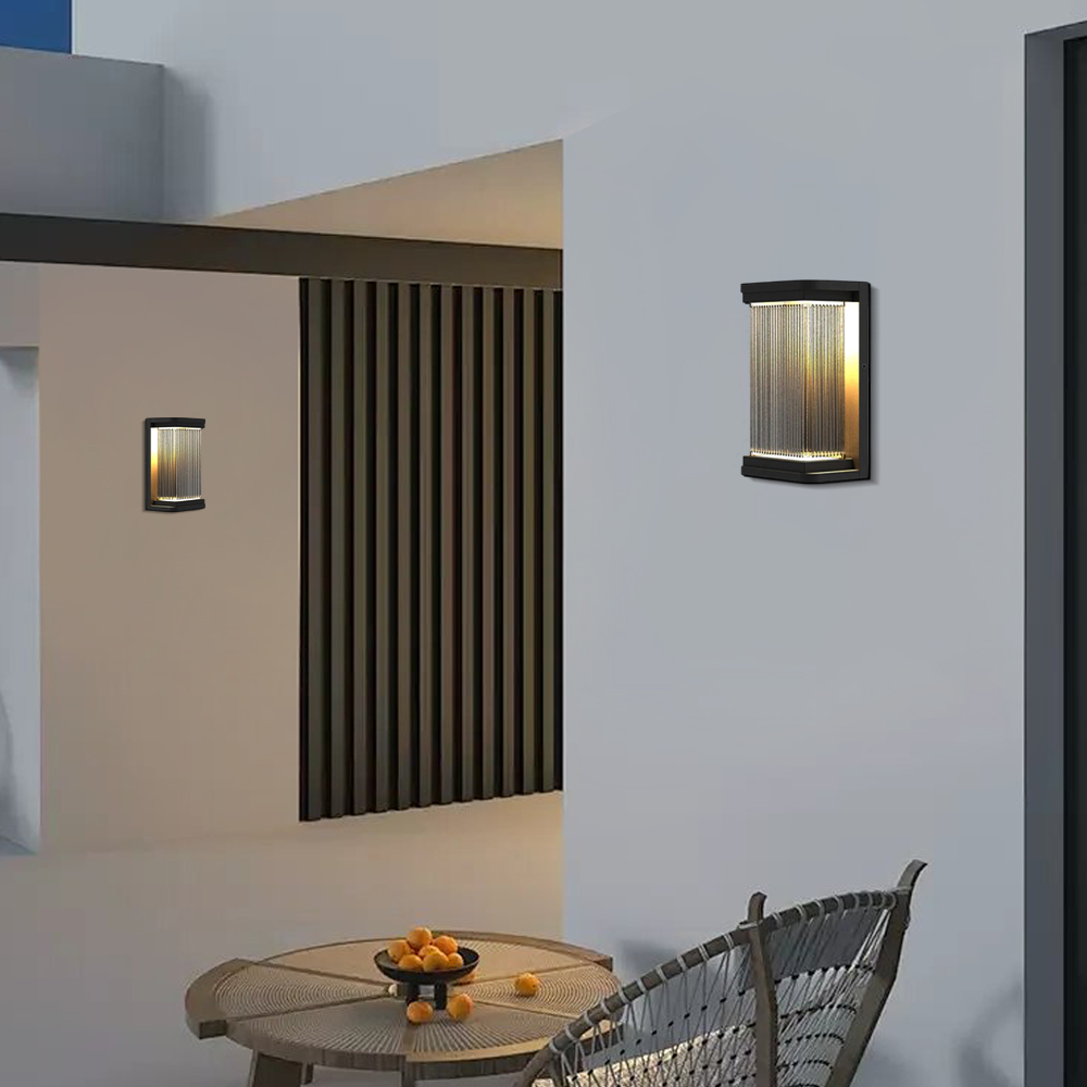 Lámpara de pared industrial para exterior - Diseño rectangular de metal negro para jardín - Flindria