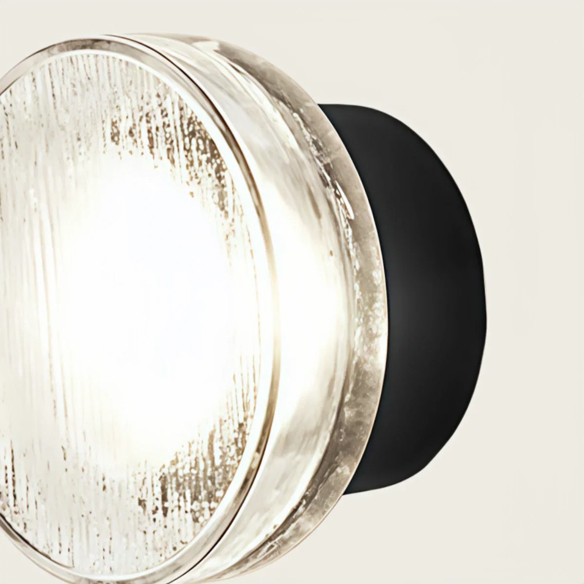 Modern Outdoor Wall Lamp - Clear Glass & Metal Round Design for Patio - Flindria