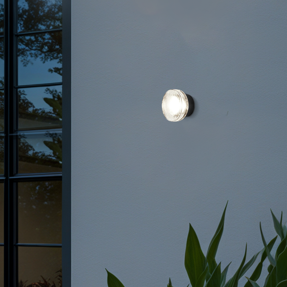 Modern Outdoor Wall Lamp - Clear Glass & Metal Round Design for Patio - Flindria
