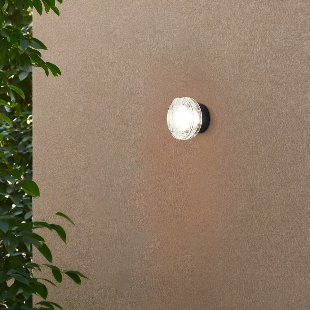 Modern Outdoor Wall Lamp - Clear Glass & Metal Round Design for Patio - Flindria