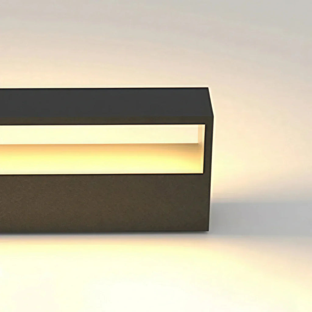Modern Rectangular Outdoor Wall Lamp – Metal Sensor Light Garden/Patio - Flindria