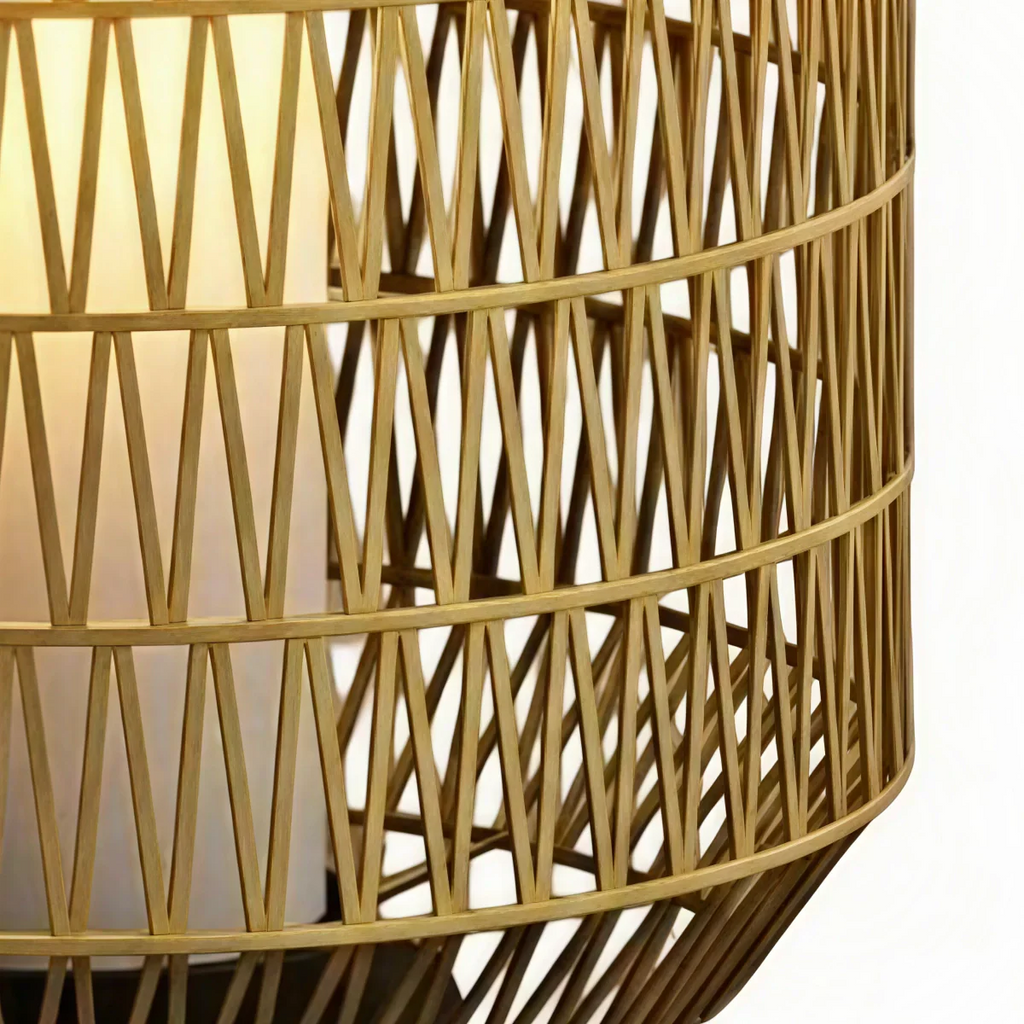 Farmhouse Outdoor Lamp - Wood & Metal Rattan Lantern - Flindria