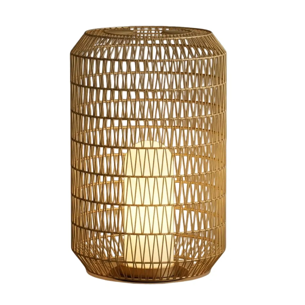 Farmhouse Outdoor Lamp - Wood & Metal Rattan Lantern - Flindria