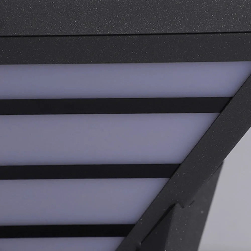 Industrial Black Pillar Light - Diamond Metal Design for Garden - Flindria