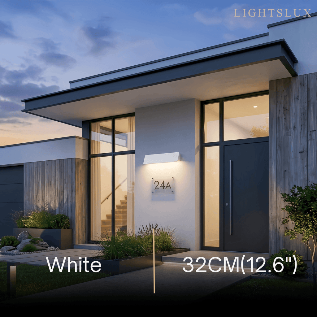 Modern Outdoor Wall Lamp - White/Black Metal Rectangular Design for Garden - Flindria
